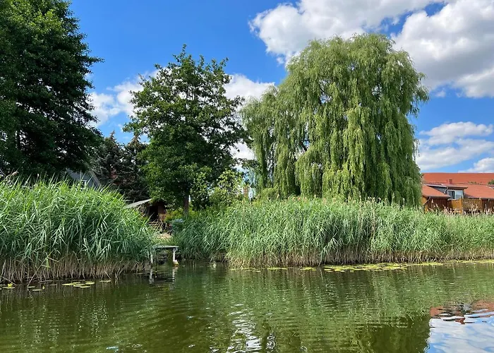 \'Glamping\' Angelzelt Am See Mit Steg Und Boot