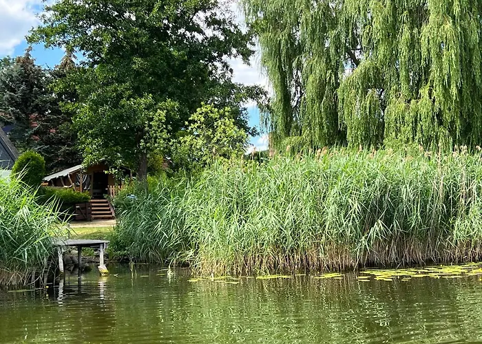 \'Glamping\' Angelzelt Am See Mit Steg Und Boot