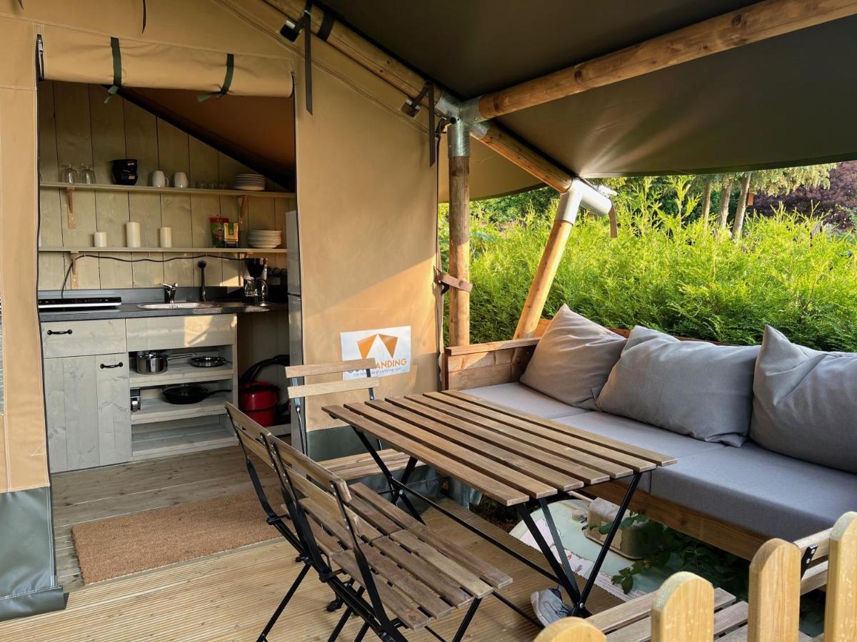 'glamping' Angelzelt Am Mit Steg Und Boot